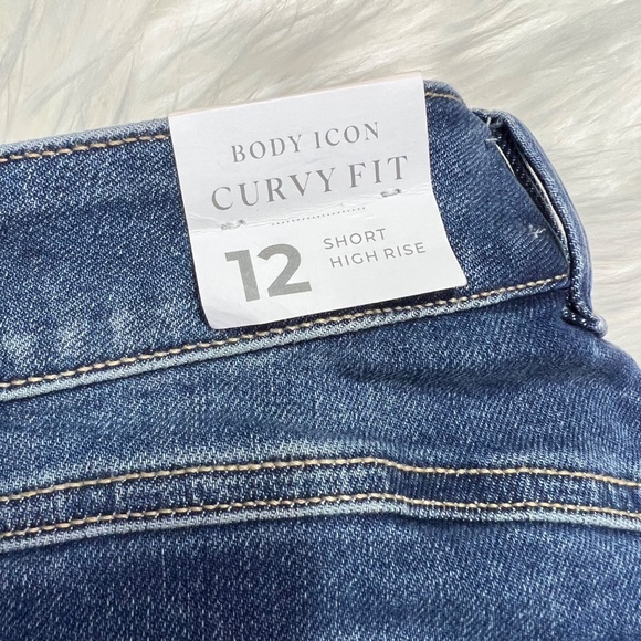 👖NWT🤩 |•LANE BRYANT•| Curvy Fit High-Rise Flare Flex Magic Waistband Size 12S - Picture 4 of 10